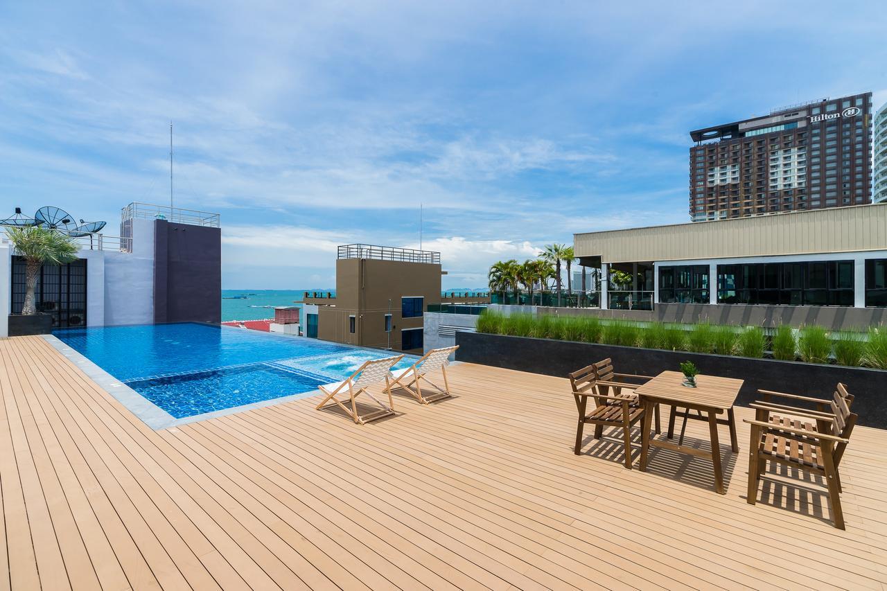 Sea Me Spring Tree Hotel (Adults Only) Pattaya Bagian luar foto