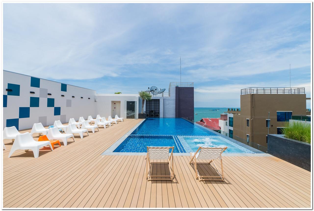 Sea Me Spring Tree Hotel (Adults Only) Pattaya Bagian luar foto