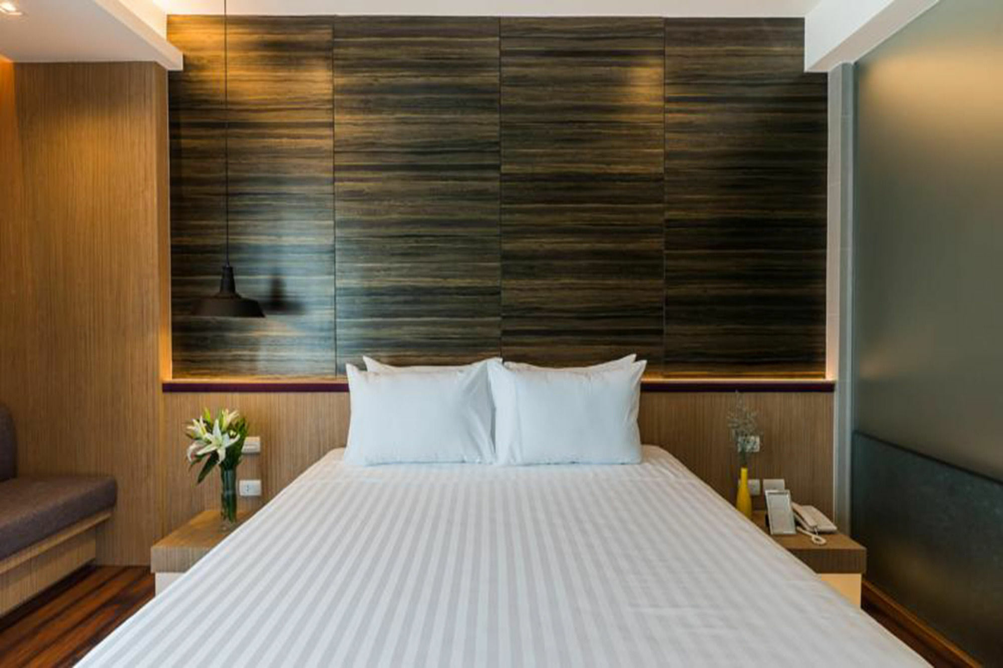 Sea Me Spring Tree Hotel (Adults Only) Pattaya Bagian luar foto
