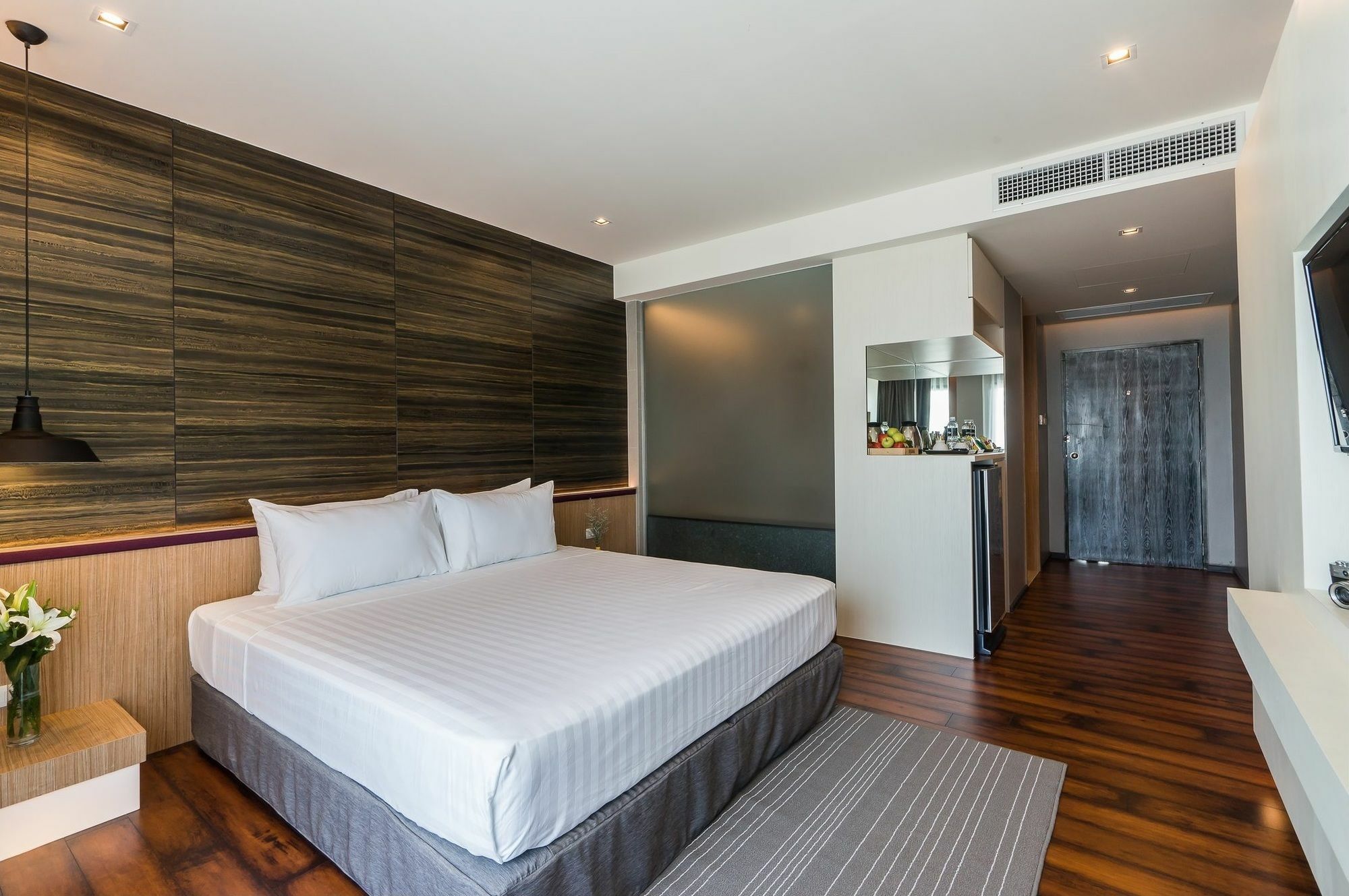 Sea Me Spring Tree Hotel (Adults Only) Pattaya Bagian luar foto