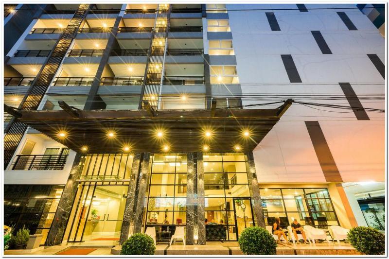 Sea Me Spring Tree Hotel (Adults Only) Pattaya Bagian luar foto
